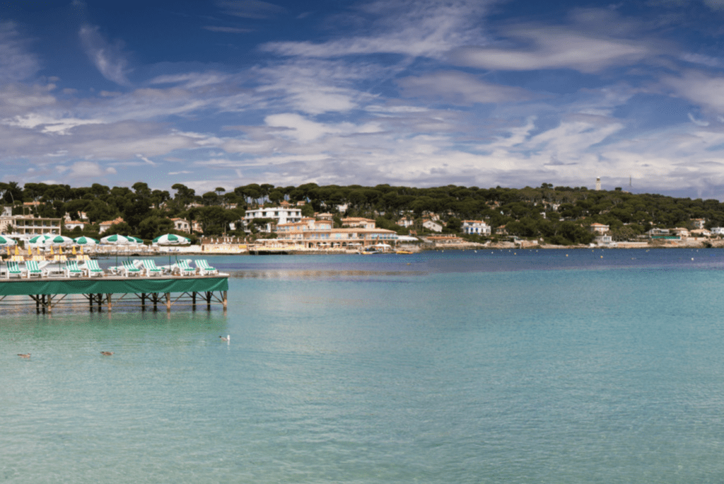 antibes-beach-garoupe