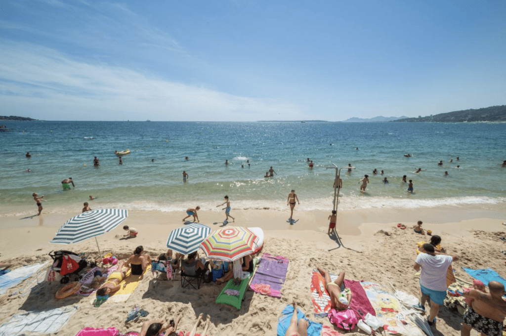 antibes-beach-salis