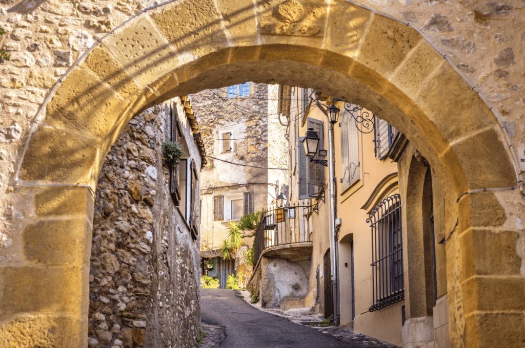 biot-old village